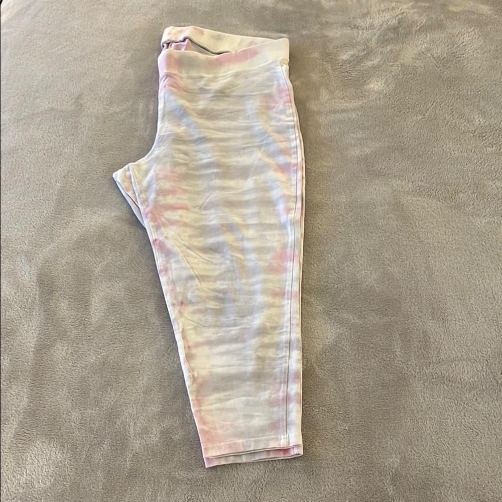 Torrid Stretchy Knit Pink and Gray Capris